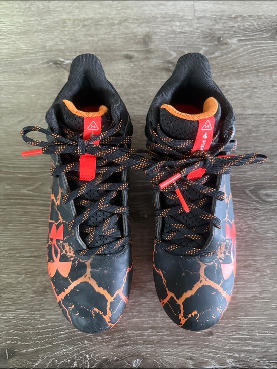 Under Armour Other - Under Armour Spotlight Franchise 4 RM Jr football cleats, size 5Y